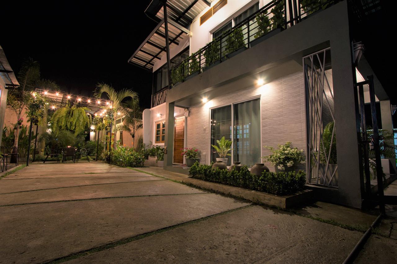 Casa Malee Hotel เชียงใหม่ ภายนอก รูปภาพ